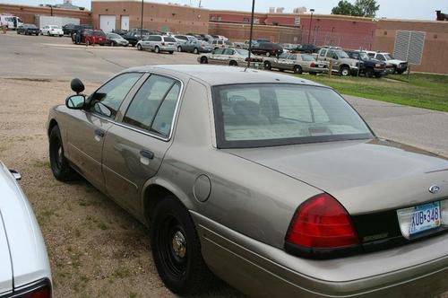 2001 crown vic, p-71 police package.