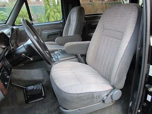 1990 Ford Bronco XLT Sport Utility 2-Door 5.8L, image 2