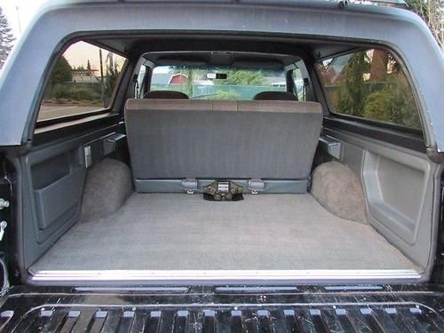 1990 Ford Bronco XLT Sport Utility 2-Door 5.8L, image 11