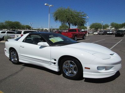 2002 white automatic v6 t-tops miles:90k