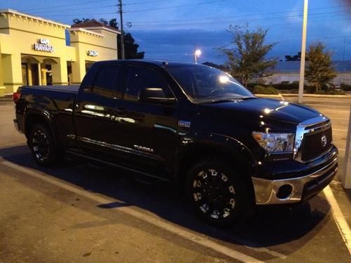 2012 toyota tundra limited crew cab pickup 4-door 5.7l