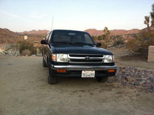 1999 toyota tacoma 2.4 standard cab low miles!!!