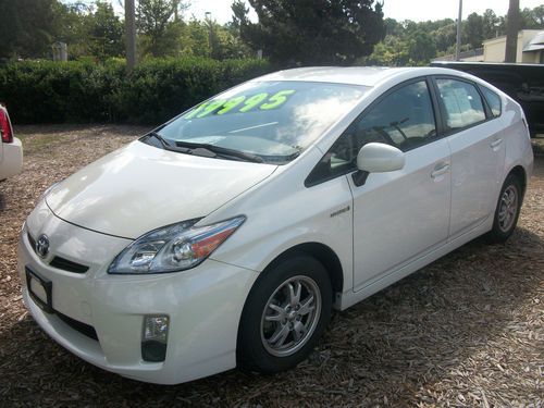 2010 toyota prius ii w/ 20,661 miles