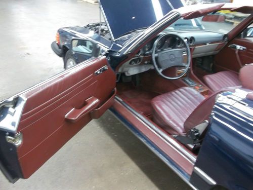 1987 560 SL Dark Blue Convertible Hard Top Burgundy Interior Nice Color Combo, image 19