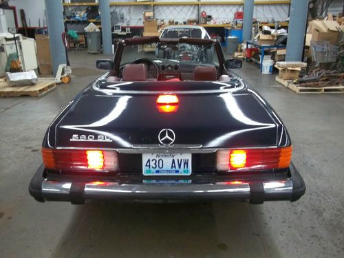 1987 560 SL Dark Blue Convertible Hard Top Burgundy Interior Nice Color Combo, image 23