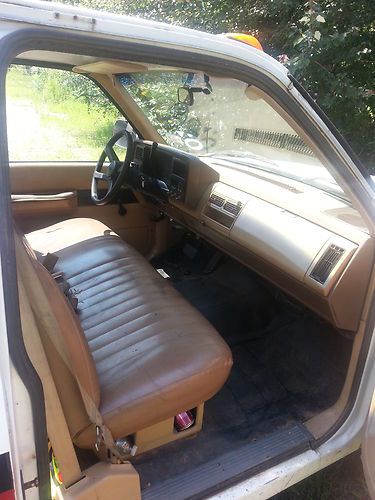 1988 Chevy 3500 Cheyenne Dually Truck with Lift Gate, US $2,500.00, image 4