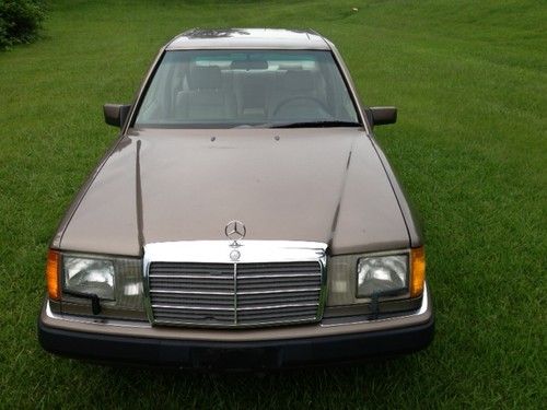 1990 Mercedes-Benz 300E Base Sedan 4-Door 3.0L, US $1,975.00, image 2