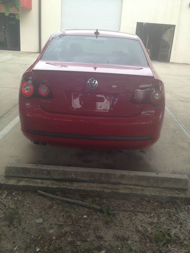 2009 Volkswagen Jetta TDI Sedan 4-Door 2.0L, image 2