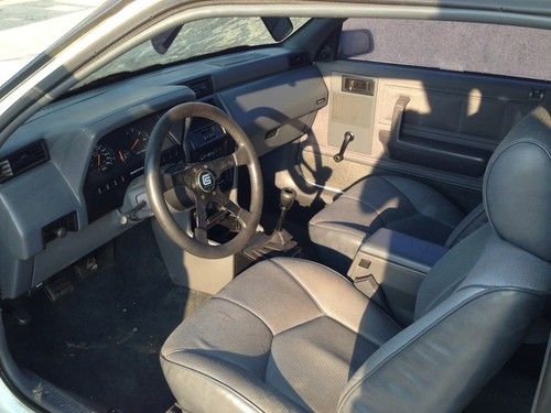 1988 Dodge Shadow CSX-T Shelby Hatchback 2-Door 2.2L, image 9