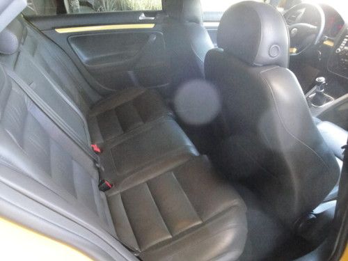 2007 Volkswagen Jetta GLI FAHRENHEIT, image 18