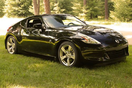 2012 nissan 370z touring coupe 2-door 3.7l