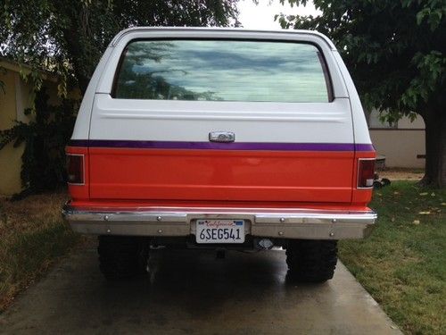 1989 Chevrolet Suburban 1500LS 4x4, image 7