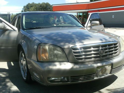 2002 cadillac deville dts sedan 4-door 4.6l