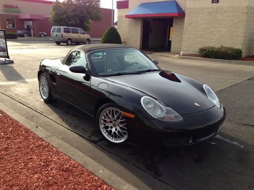 2002 porsche boxster roadster s convertible 2-door 3.2l manual 6 spd