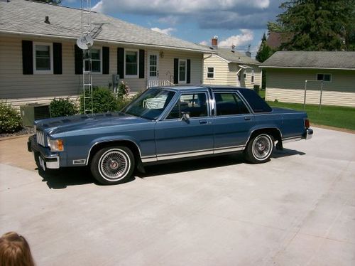 1987 mercury grand marquis gs excellent condition no rust low miles low reserve