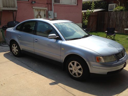 1999 Volkswagen Passat GLS Sedan 4-Door 2.8L, image 4