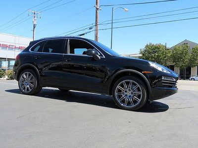 2011 porsche cayenne s