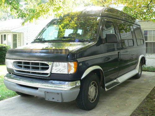 Ford  1999   e-150..conversion   van--loaded...  driven  daily