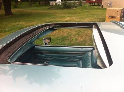 1979 lincoln town car coupe - beautiful teal color !