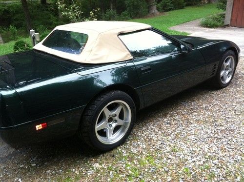 1994 chevrolet corvette base convertible 2-door 5.7l