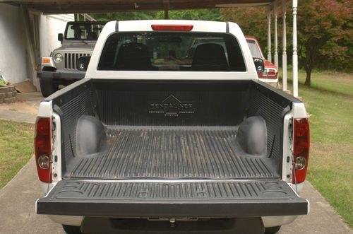 2004 2 Door White Chevrolet Colorado Rally Sport Truck, US $5,000.00, image 8