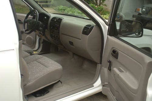 2004 2 Door White Chevrolet Colorado Rally Sport Truck, US $5,000.00, image 19
