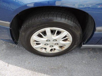 4DR 3.4L Front Wheel Drive Tires - Front All-Season Tires - Rear All-Season, image 6