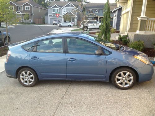 2009 blue prius touring edition