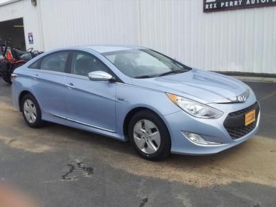 2012 hyundai sonata hybrid/ low mileage/ nice/ clean/ one owner/ great/ warranty