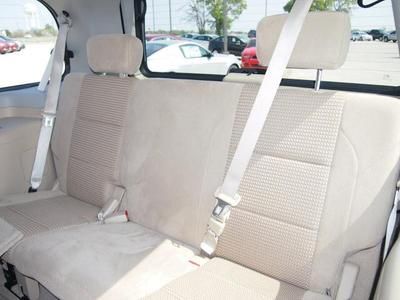 2011 Nissan Armada 2WD 4dr SV, image 12