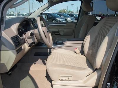 2011 Nissan Armada 2WD 4dr SV, image 14