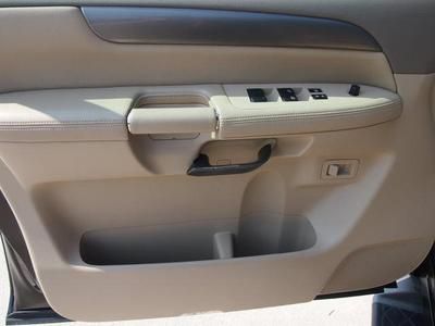 2011 Nissan Armada 2WD 4dr SV, image 16