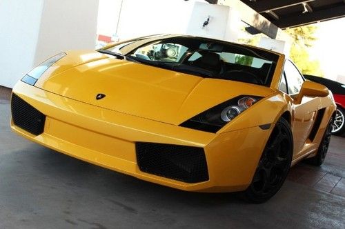2005 lamborghini gallardo. e-gear trans. like new. serviced. clean carfax.