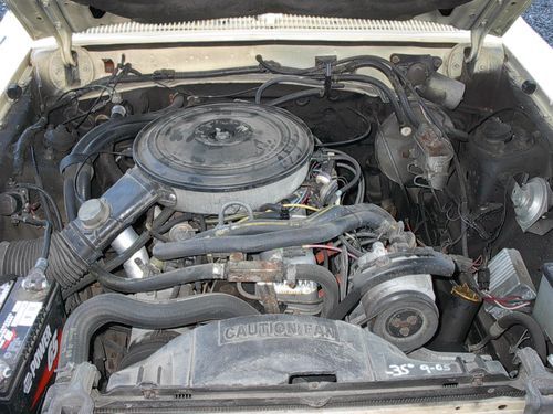 1983 Ford Fairmont sedan 6cylinder 1 owner 28,000 original miles NO RESERVE, image 5
