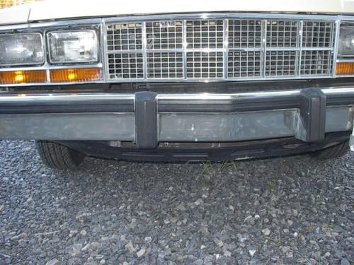 1983 Ford Fairmont sedan 6cylinder 1 owner 28,000 original miles NO RESERVE, image 7