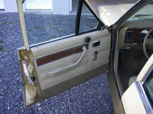 1983 Ford Fairmont sedan 6cylinder 1 owner 28,000 original miles NO RESERVE, image 13