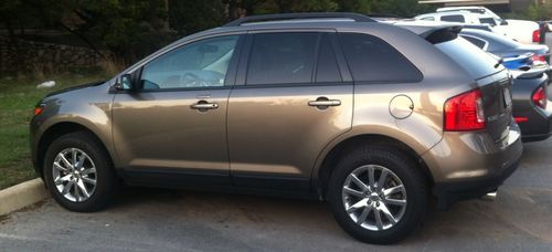 2012 ford edge sel 22,500 miles leather, navigation, no reserve!
