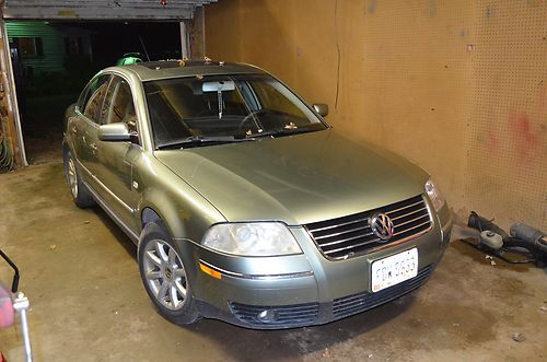 2004 volkswagen passat gl sedan 4-door 1.8l