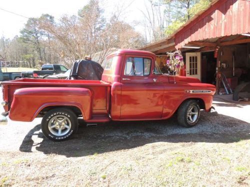 55 56 57 58 1959 cherolet truck  apache 3100 1/2 ton  stepside