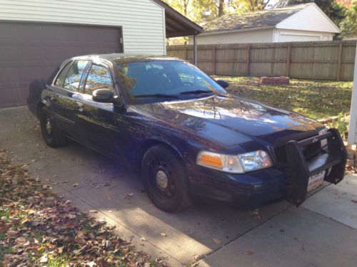 2010 ford crown victoria police interceptor sedan 4-door 4.6l