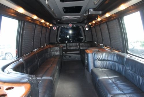 Limo limousine bus ford party super duty white 2002 van truck krystal luxury