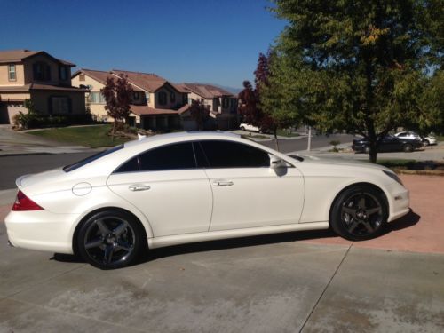 2009 mercedes cls550 amg sport white diamond mint condition! upgrades