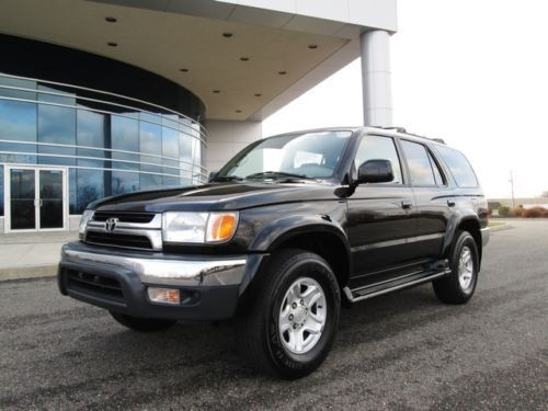 2001 toyota 4runner sr5 4wd black loaded 1 owner extra clean