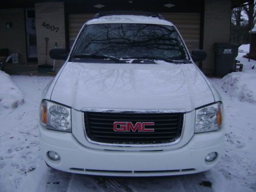 2002 gmc envoy xl third set ( low miles )