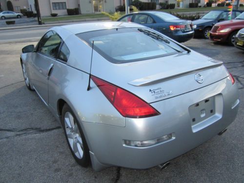 2003 Nissan 350Z Touring Coupe 2-Door 3.5L, image 4