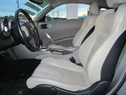 2003 Nissan 350Z Touring Coupe 2-Door 3.5L, image 9