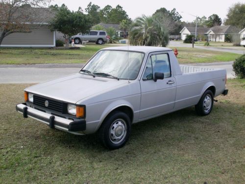 1981 vw rabbit pickup 1.6l diesel 5 spd manual  45-50 mpg!