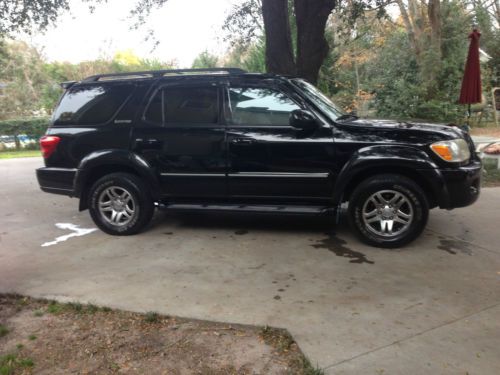 2006 toyota sequoia limited 160k miles  runs perfect black w/ gray leather