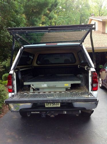 2005 chevrolet silverado 2500 hd base crew cab pickup 4-door 8.1l