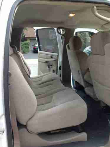 2005 Chevrolet Silverado 2500 HD Base Crew Cab Pickup 4-Door 8.1L, image 4